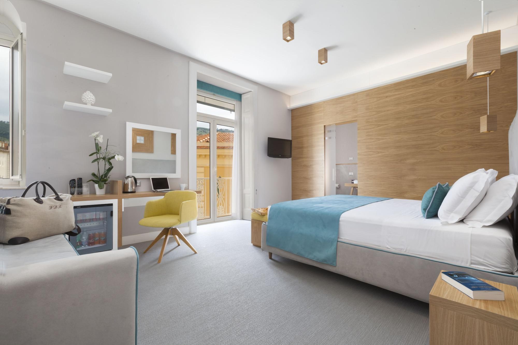 La Piazzetta Guest House Sorrento Dış mekan fotoğraf