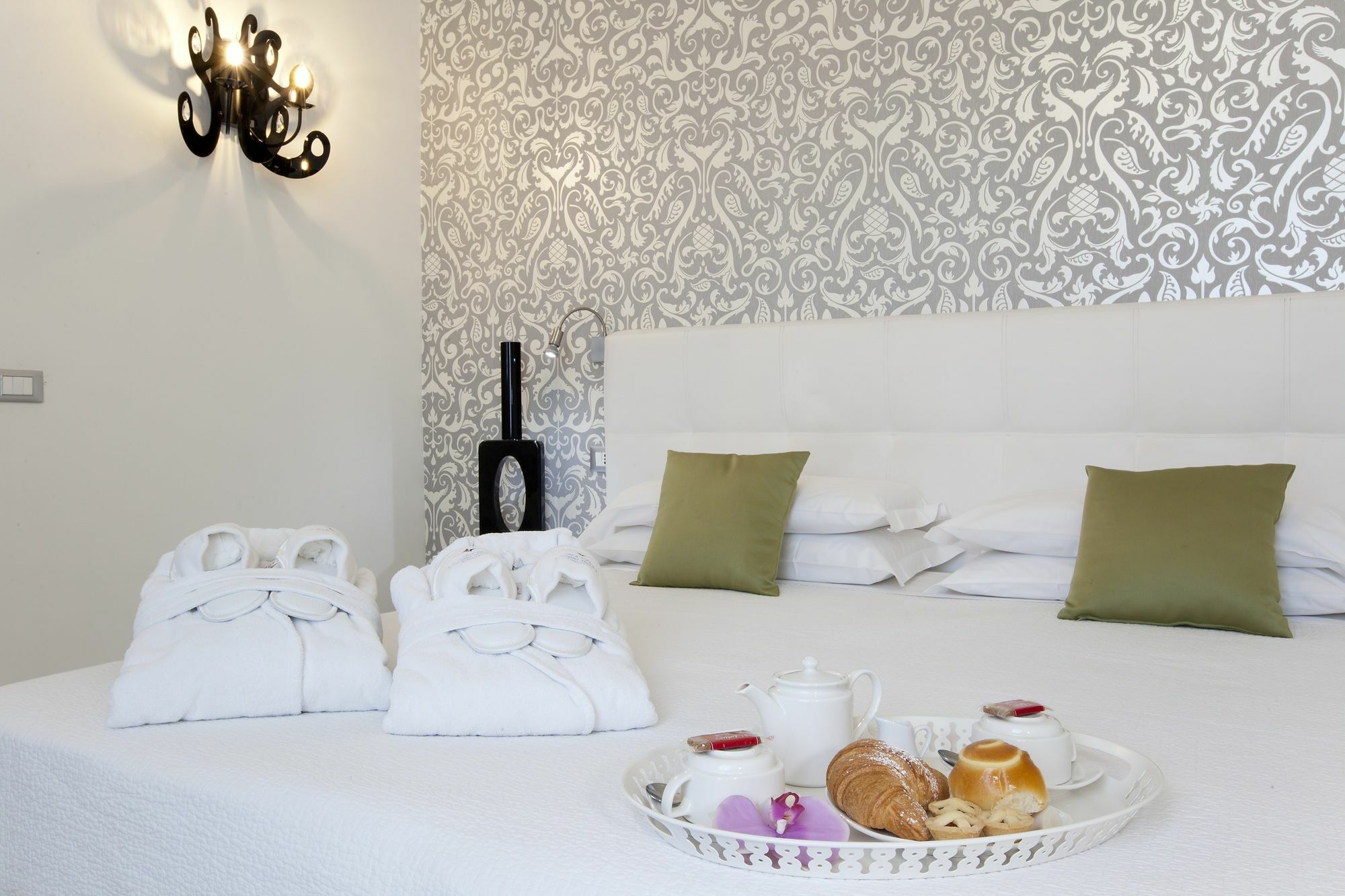 La Piazzetta Guest House Sorrento Dış mekan fotoğraf