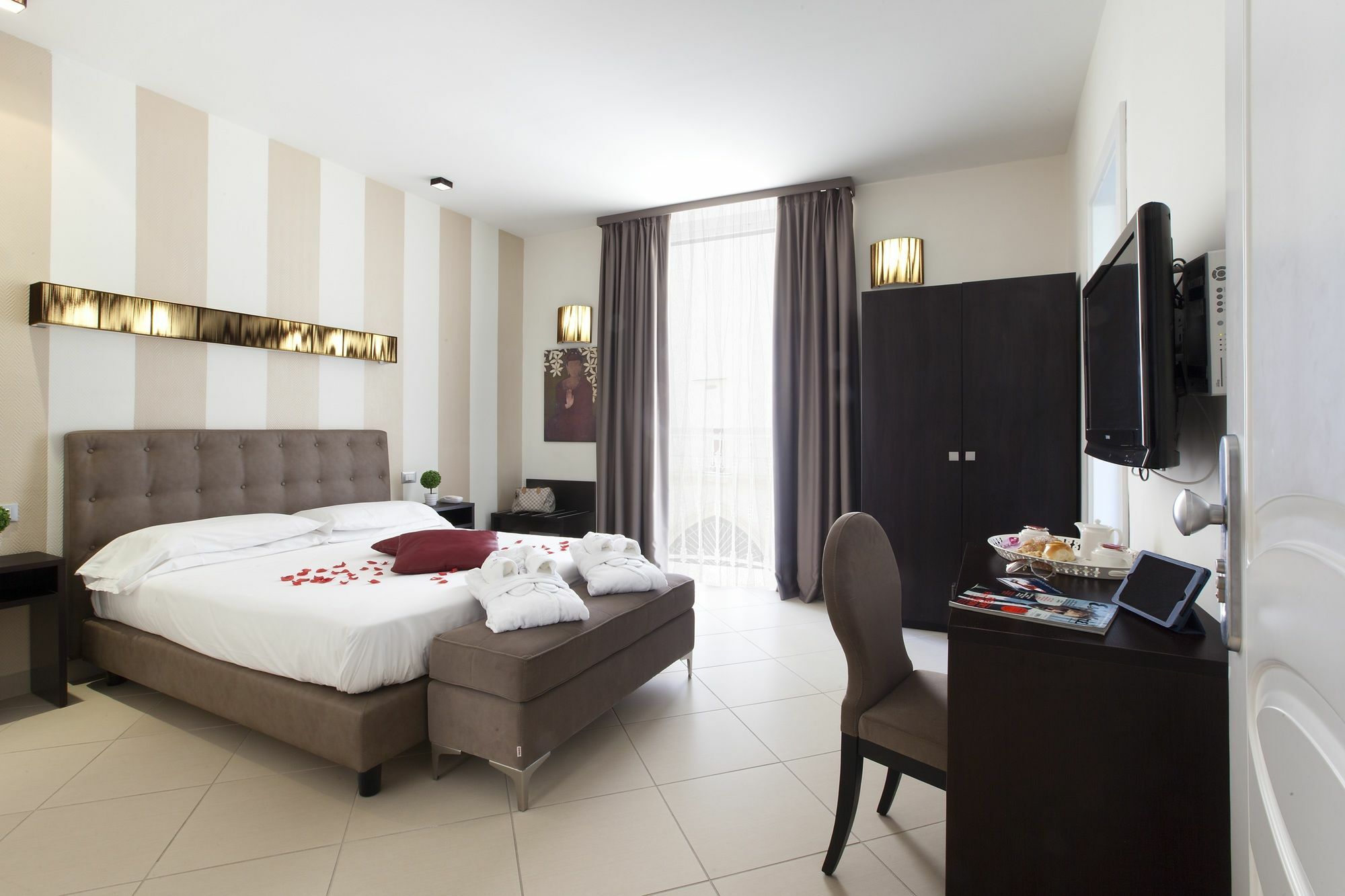 La Piazzetta Guest House Sorrento Dış mekan fotoğraf