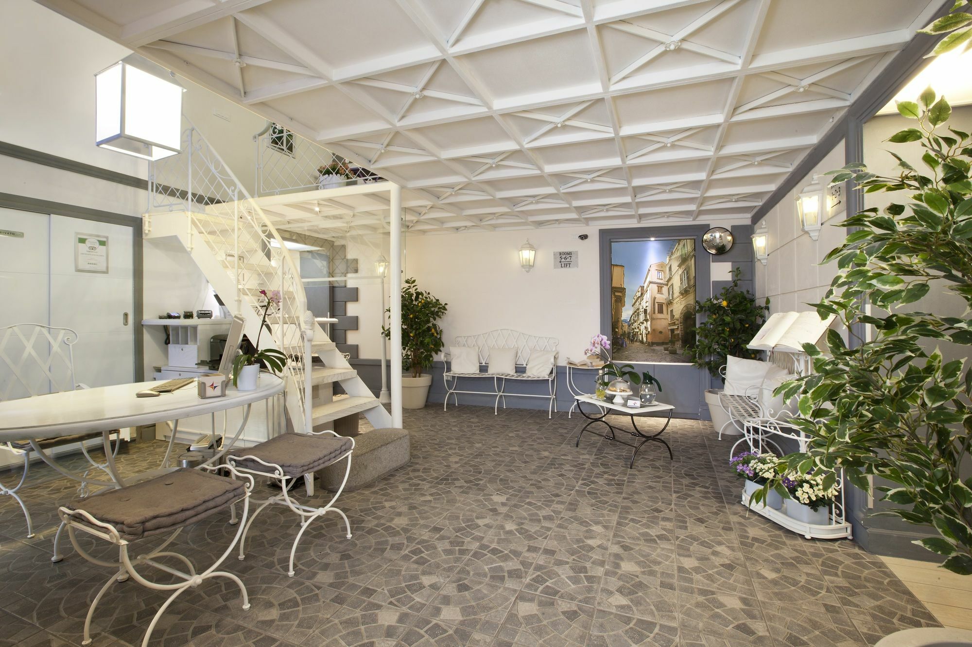 La Piazzetta Guest House Sorrento Dış mekan fotoğraf